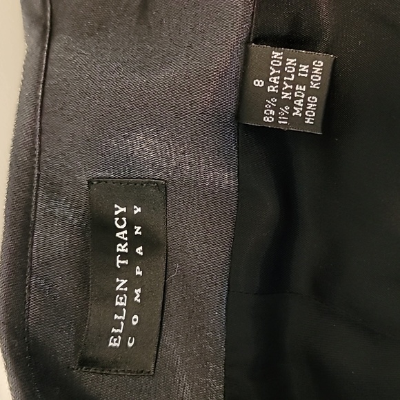 Ellen Tracy Zipper Front Vest - Picture 6 of 10